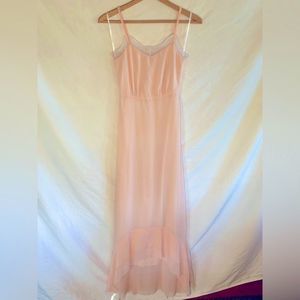 Lulu’s wedding guest bridesmaid dress XS light pink neutral